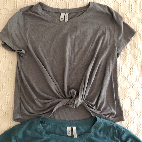 Lot of 2 Z by Zella Like New! EUC Tops - Picture 3 of 9